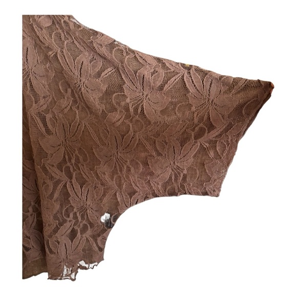 Pretty Angel Brown lace poncho-style blouse with green details, elegant - Picture 3 of 12